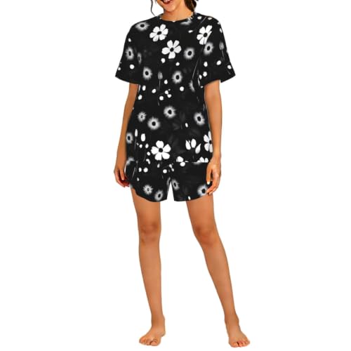 Pyjama court floral noir et blanc : la tenue de nuit idéale pour cocooning à la maison