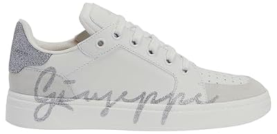 Gail Low Top Sneakers