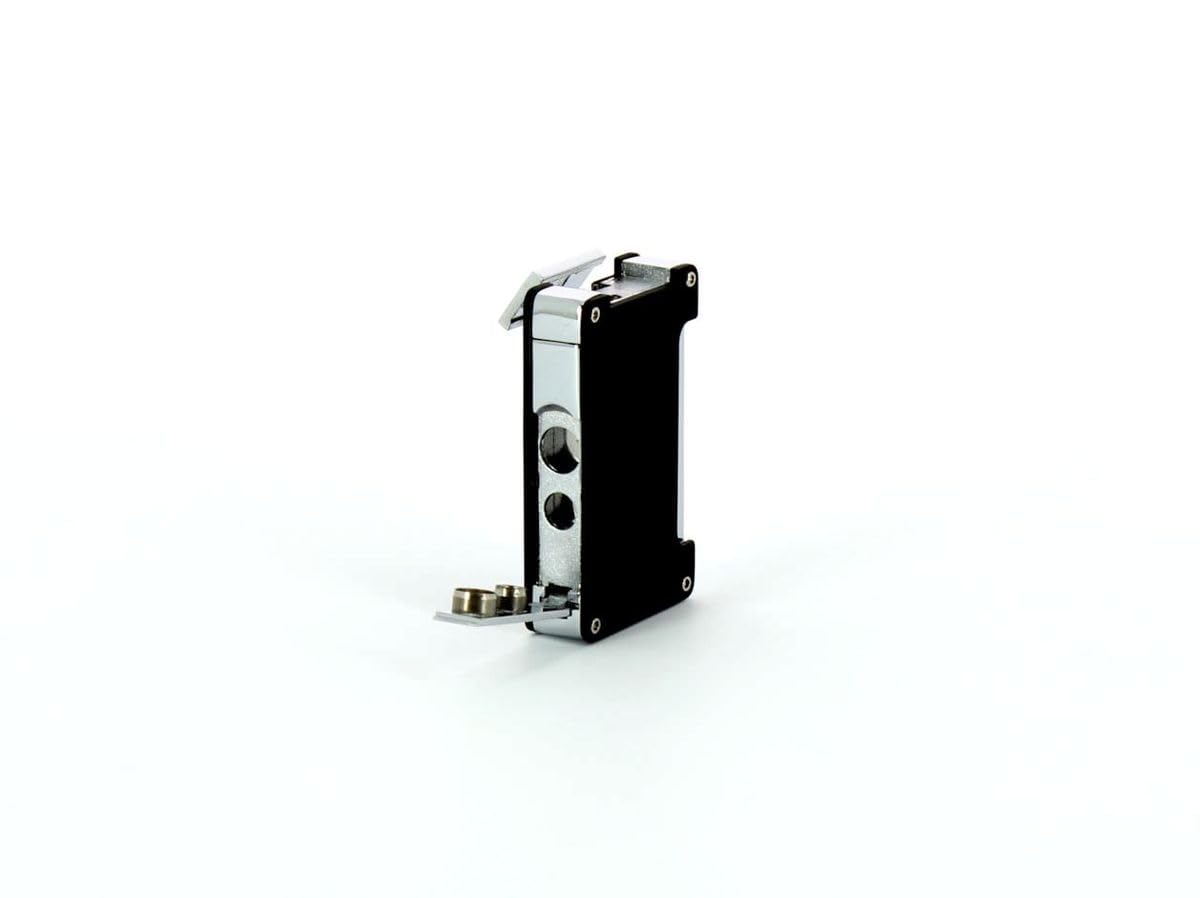 Adorini Jet-flame lighter black empty without gas