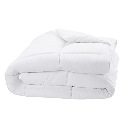 Image of Amazon Basics White Down Alternative Comforter and Duvet Insert with Corner Tabs, Machine Washable, Twin, Warm