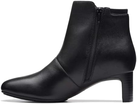 Clarks Women's Kyndall Faye Fashion Boot, Black Leather, 7