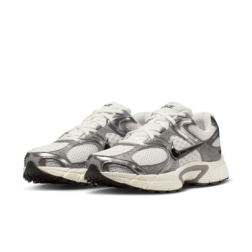 Image of Nike Men's V5 RNR Shoes