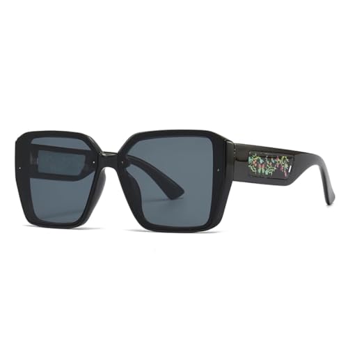 Grandes lunettes de soleil tendance pour photographie de rue et protection UV