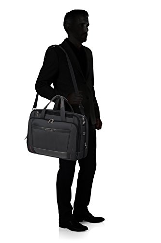 Samsonite Pro DLX luggage