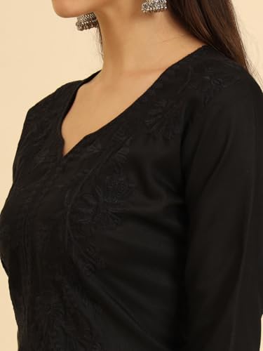 Image of Women's Chikankari-Lucknowi Embroidered Work | 3 /4 Sleeve | Knee Length | Round Neck | Cotton Fabric | Straight Kurta