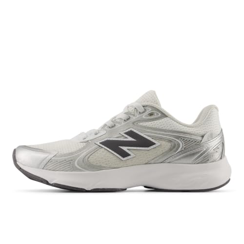Image of New Balance Women AMASTE Running Shoes