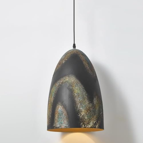 Lustre suspendu industriel E27 : la solution pour éclairer un escalier sombre