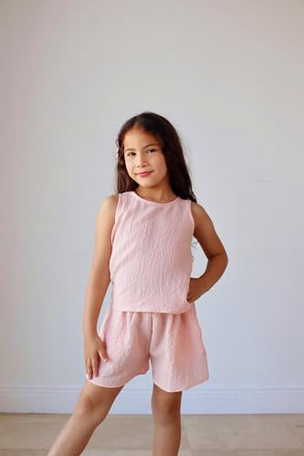 Image of Arshiner Girls Summer 2 Piece Outfit Sleeveless Top and Paperbag Waist Shorts with Pockets Kids Shorts Set Ages 5-13