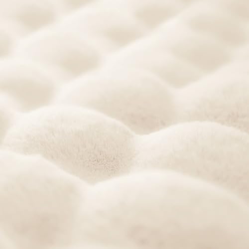 Gezu Kuscheldecke Flauschig Plüsch Decke 150x200cm Beige Super Weiche Kuschelige Fuzzy Bettdecken Kaninchen Kunstfell Decke Leichte Decken Warme Kuscheldecke für Couch Bett Sofa Schlafzimmer Büro