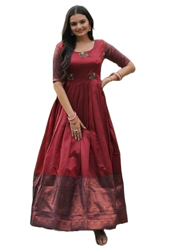 Combinaison en jacquard de soie Banarasi 13910 un vêtement de travail noble et élégant