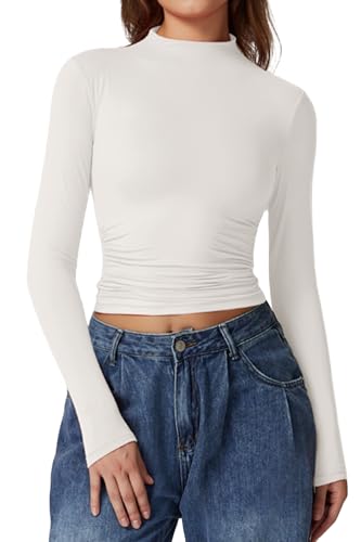 What to Wear to a Football Game and Score Big on Style What to Wear to a Football Game and Score Big on Style