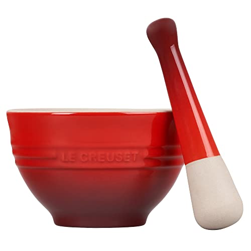 Le Creuset stoneware mortar side profile