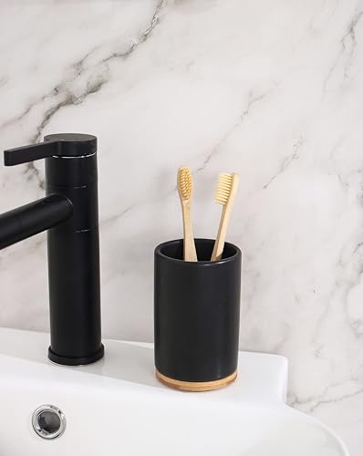Juego de accesorios de baño para crear un ambiente de spa moderno 5