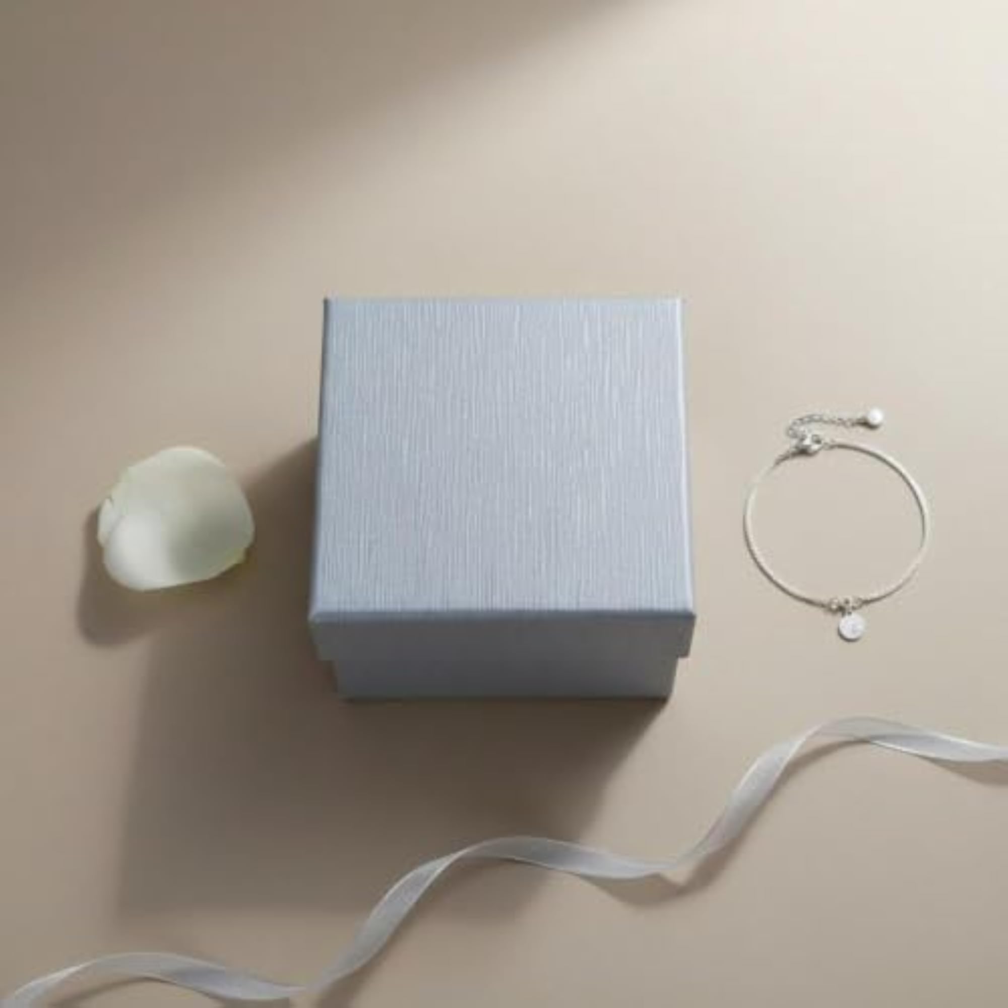 Watch Gift Box with Soft Pillow Storage Case, Faux Leather Texture