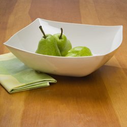 128 OZ. CLEAR, SQUARE, HEAVY DUTY DISPOSABLE PLASTIC SERVING BOWLS 25/CS