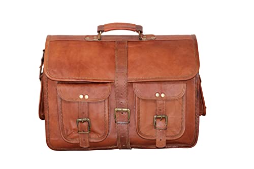 Capacità: la borsa ha 3 scomparti. Il più grande può contenere un laptop da 15,6