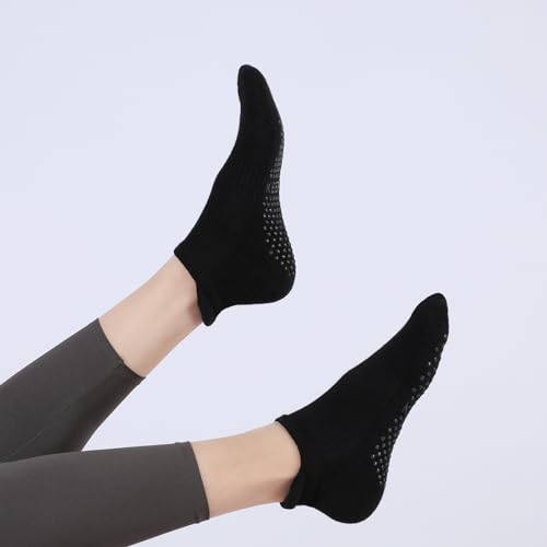 Image of loudashuaiqi Grip Pilates Socks Non Slip Athletic Yoga Socks with Grips for Women Grippy socks for Hospital Workout Barre