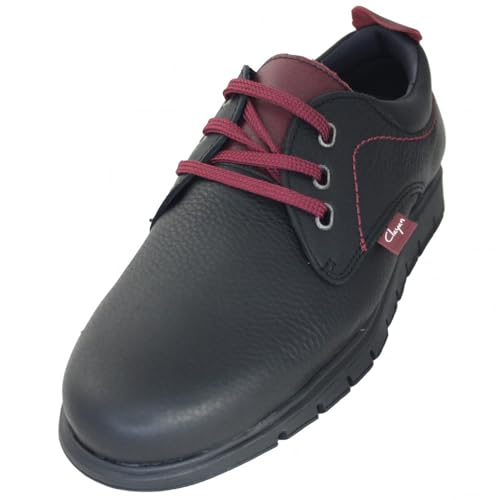 Zapatos de piel negra lisa para hombre con elegantes detalles en burdeos