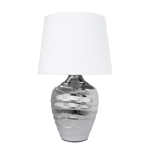Installazione Facile e Veloce. La facilità di montaggio permette di installare la lampada in modo rapido e semplice, senza complicazioni. Grazie alla sua base integrata, si adatta facilmente a scrivanie, comodini o tavoli.