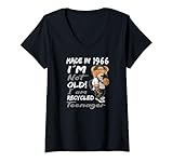 Photo Gallery donna made in 1966 funny old recycled teenager divertente compleanno maglietta con collo a v Photo Gallery donna made in 1966 funny old recycled teenager divertente compleanno maglietta con collo a v