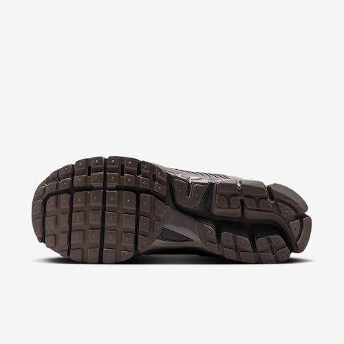 Image of Nike Zoom Vomero 5 Men's Shoe