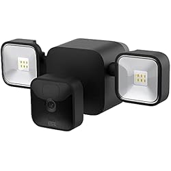 Pilas Para Camara Blink Outdoor + Floodlight: soporte con focos HD inalámbrico alimentado por pilas y cámara de seguridad inteligente, 700 lúmenes, detección de movimiento, se configura en solo unos minutos