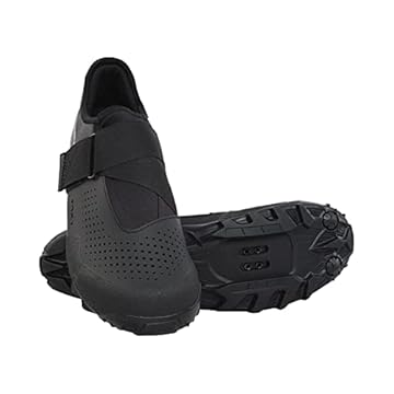 mountain bike riding shoes