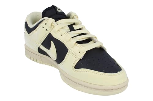 Image of WMNS Nike Dunk Low (Off Noir /Alabaster-LT Khaki)