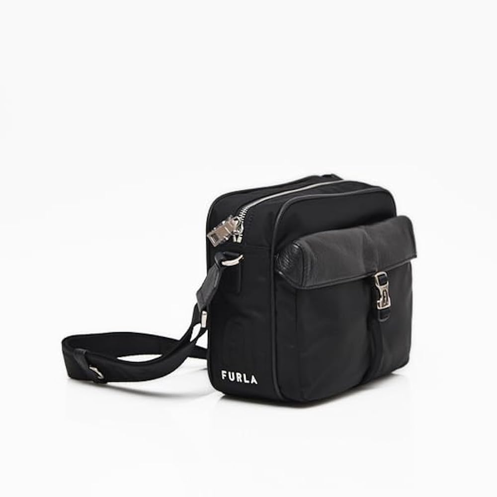 現行 FURLA Man Cosmo クロスボディ S ショルダーバッグ 黒 クロスボディ S NERO Furla Man Cosmo | Furla JP