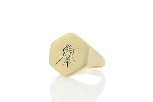 Bague priant gravée en or le cadeau chrétien idéal pour communions