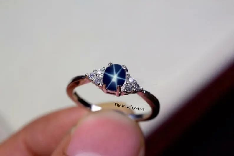 Dainty Star Sapphire Ring – Blue Star Ring in 925 Sterling Silver | Elegant and Timeless Jewelry for Every Occasion