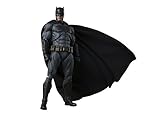 Tamashii Nations Bandai S.H. Figuarts Batman Justice League Action Figure
