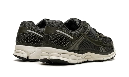 Image of Nike Women's Zoom Vomero 5 Running Shoes
