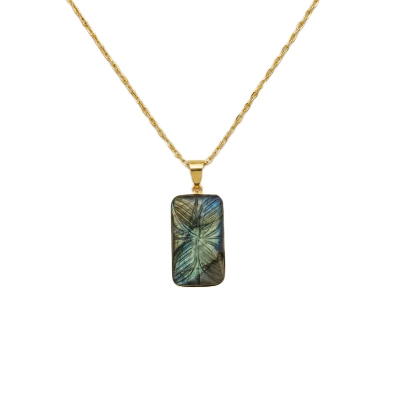 Pendentif en quartz arc-en-ciel pour sublimer vos tenues d'été et vos soirées