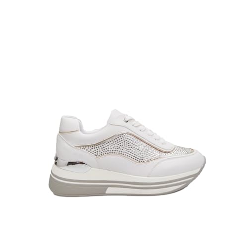 Comfort garantito: Con ammortizzazione e supporto per il piede, le sneakers assicurano un comfort ottimale per tutto il giorno, adatte a lunghe camminate o sessioni di allenamento.