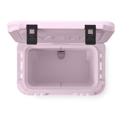 Image of YETI Roadie 32 Wheeled Cooler