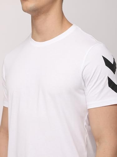 Image of hummel Legacy Round Neck Cotton Rich Half Sleeve Solid Regular fit Cottonpoly T-Shirt for Men Comfortable Soft Breathable Fabric Stretchable for Everyday Use Ideal for Casualwear