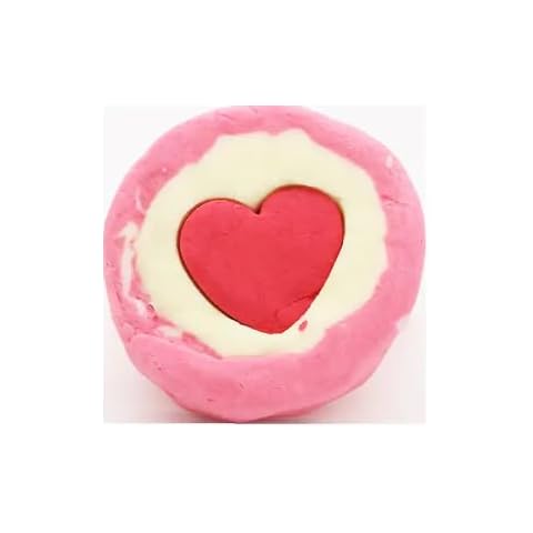 Luxurious Heart-Shaped Rose Scented Bubble Bath Cover