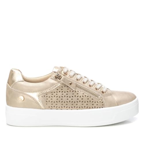 Basket XTI 14362401 Femme : la basket basse noire au style urbain tendance