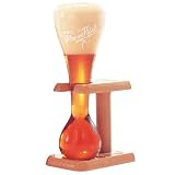 No hay mejor manera de disfrutar de un Kwak clásico que con el icónico vaso Kwak.