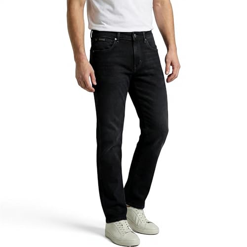 Image of Wrangler Men Black Millard Regular Fit Mid Rise Jeans