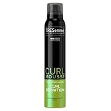 mousse tresemme precio Para rizos de aspecto más natural, deja que la mousse se se seque al aire; añade el spray voluminizador TRESemme y el polvo de volumen del cabello para crear un efecto extra 3D.