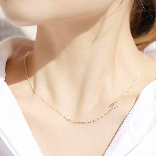 Collier initial argenté pour fille et femme, bijou alphabet délicat à porter au quotidien