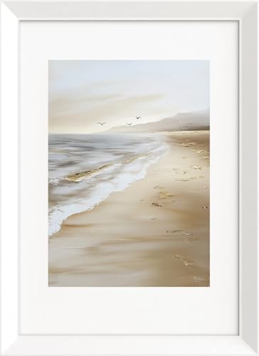 STYLER Wandbild Golden Sands 50 x 70 cm – Gerahmtes Bild mit Strandmotiv – Fußspuren im Sand am Meer auf MDF mit weißem Rahmen STYLER Wandbild Golden Sands 50 x 70 cm – Gerahmtes Bild mit Strandmotiv – Fußspuren im Sand am Meer auf MDF mit weißem Rahmen