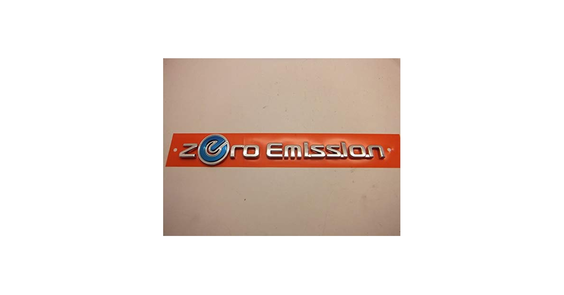 NISSAN Zero Emission リーフ Nissan Leaf Front Right ZERO EMISSION Badge | Playground PAR