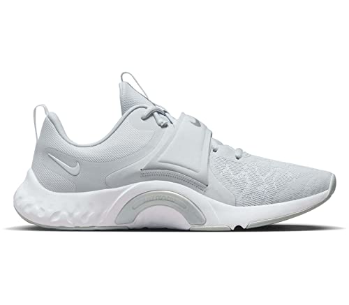 NIKE Women's Renew Sneaker