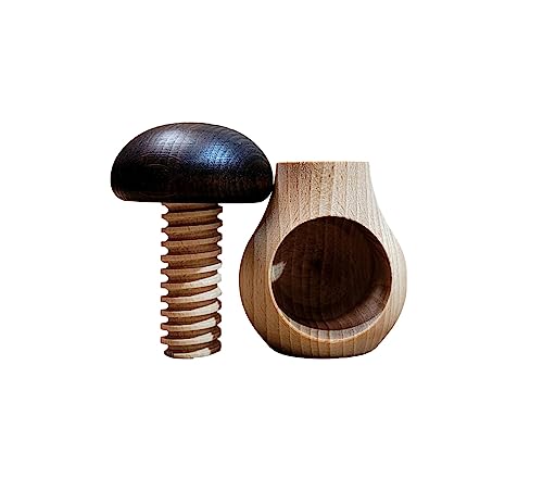 Wooden World 2 Nussknacker Set Dunkelbraun und Toadstool Nussknacker aus natürlichem Buchenholz - SEHR Fester Pilz