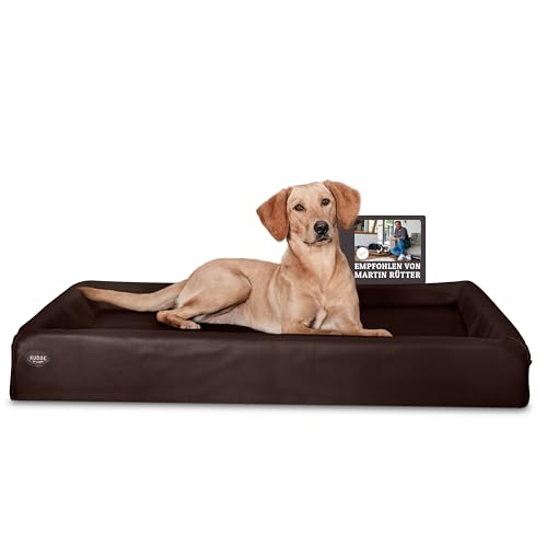 SABRO KUDDE Orthopädisches Hundebett – Martin Rütter – Hochwertiges Kunstleder – Waschbar & Wasserabweisend – Ergonomisch – Premium Haustierzubehör für Mittelgrosse, Grosse Hunde XL in Dunkelbraun