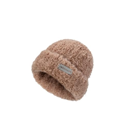 Chapeau tricoté poilu idéal pour les balades d'hiver et le quotidien