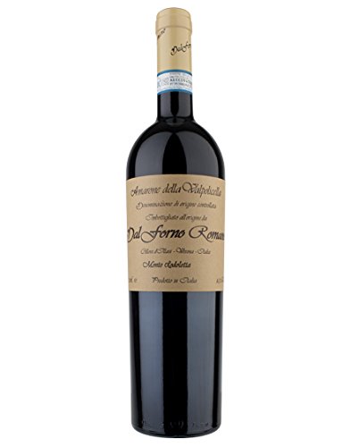 Infine, l’Amarone della Valpolicella DOC, della cantina Dal Forno Romano, si completa con due anni di riposo in bottiglia. Sensuale e suadente, tanto al naso quanto in bocca, non ha bisogno di altre grandi presentazioni, data, tra l’altro, la caratura dell’azienda che lo produce. È un gran vino